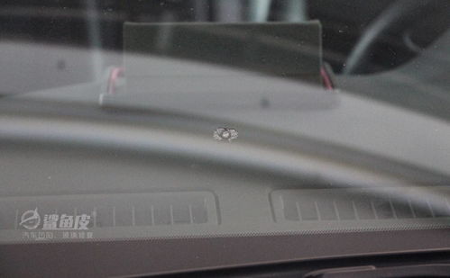 汽车挡风玻璃修复多少钱 裂纹大小对玻璃修复价格的影响