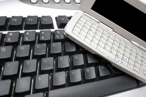 手机能连接电脑键盘打字吗 怎样连 