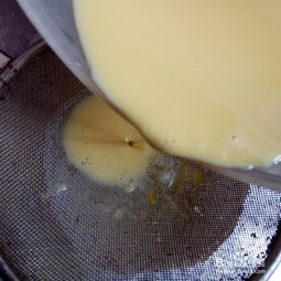 家庭版美味牛奶鸡蛋布丁的做法