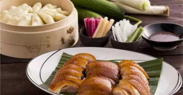 香港最受欢迎的10家餐厅 Sushi Saito人气高大苏尔美式风格