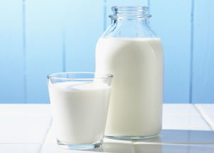 自己怎么美白 日常牛奶美白方法